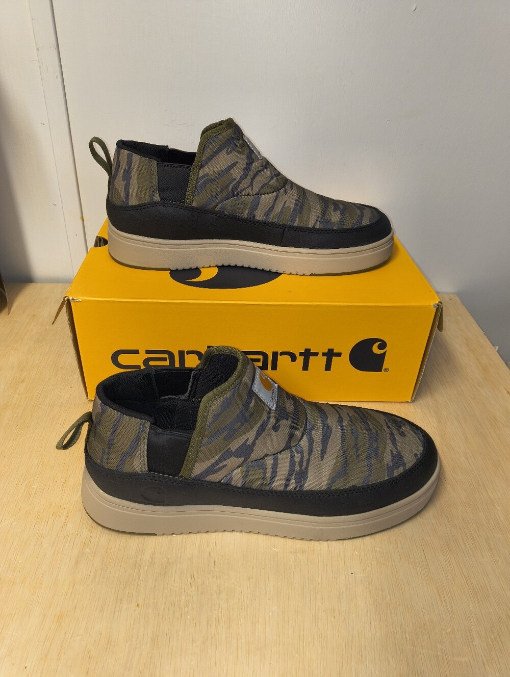 Man's Sneakers & Athletic Shoes Carhartt Detroit Canvas Mid Slip-On Sz 9.5M
